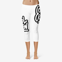 Load image into Gallery viewer, Double Print Capri Leggings
